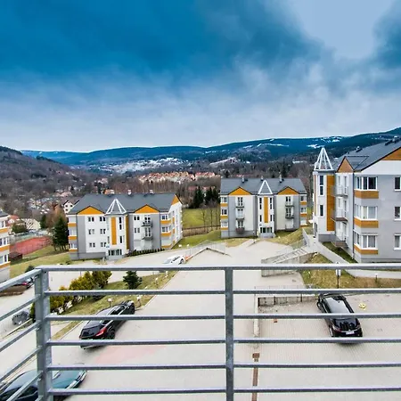 伊泽斯奇公寓 * Świeradów-Zdrój